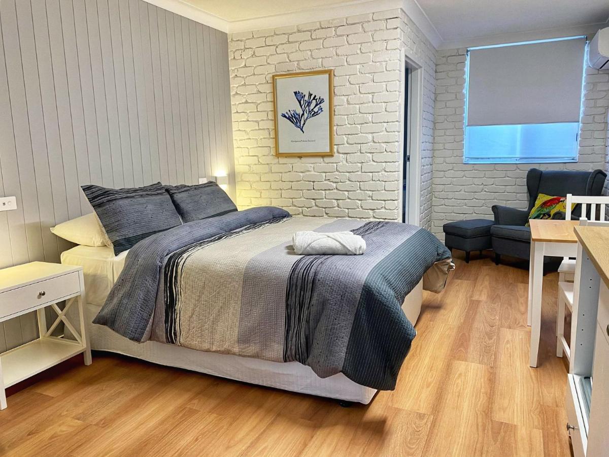 Motel Bay House *